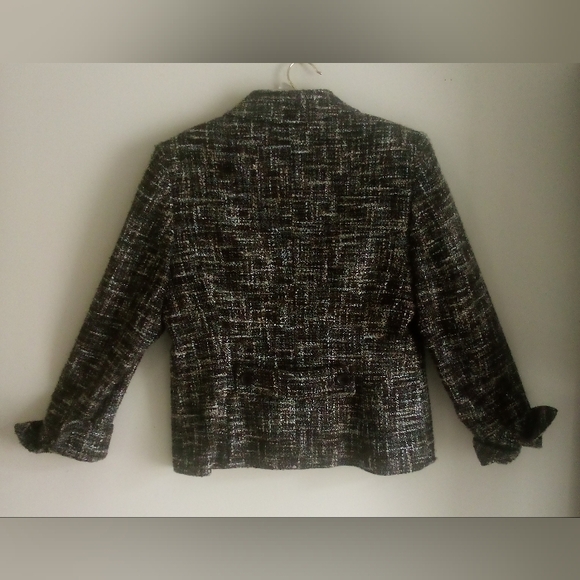 Ingenuity Jacket - Picture 2 of 3